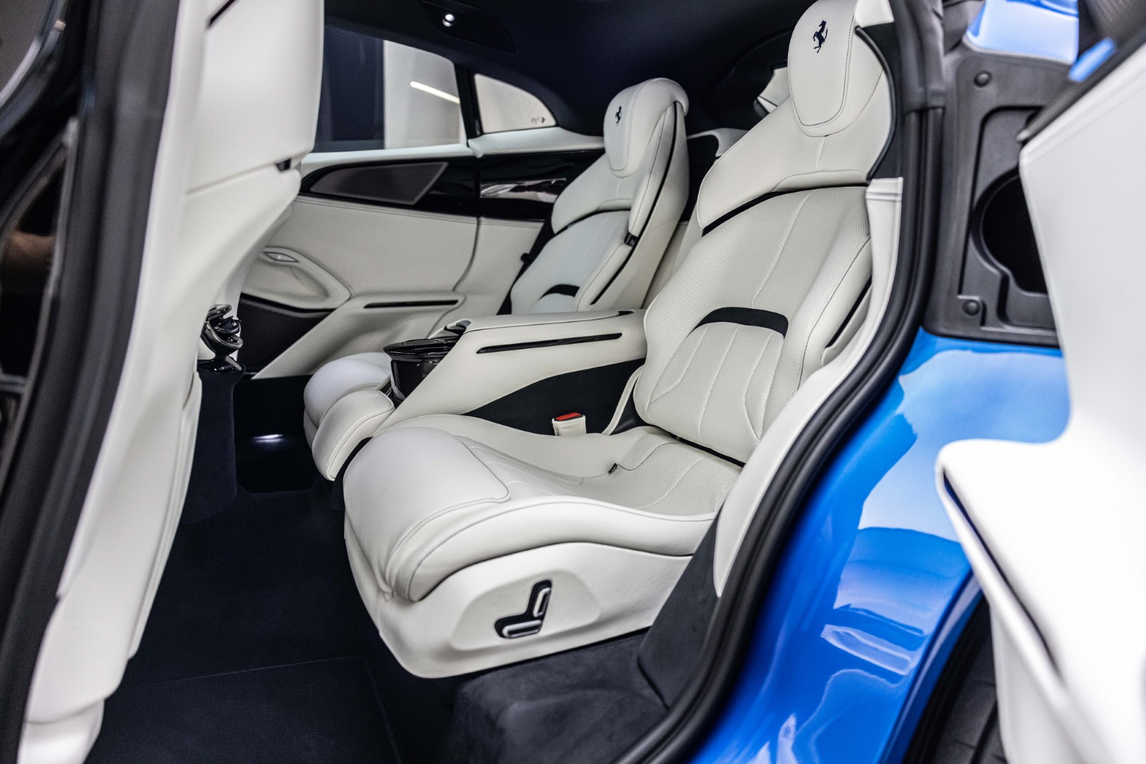 2025 FERRARI PUROSANGUE | MAIN DEALER SERVICE | CUSTOM SPECIFICATIONS